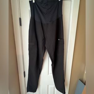 FIGS maternity BLACK size MEDIUM TALL cargo pants